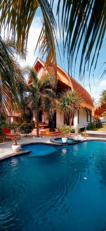 Вилла Gili Moonlight Retreat Гили-Эйр Экстерьер фото