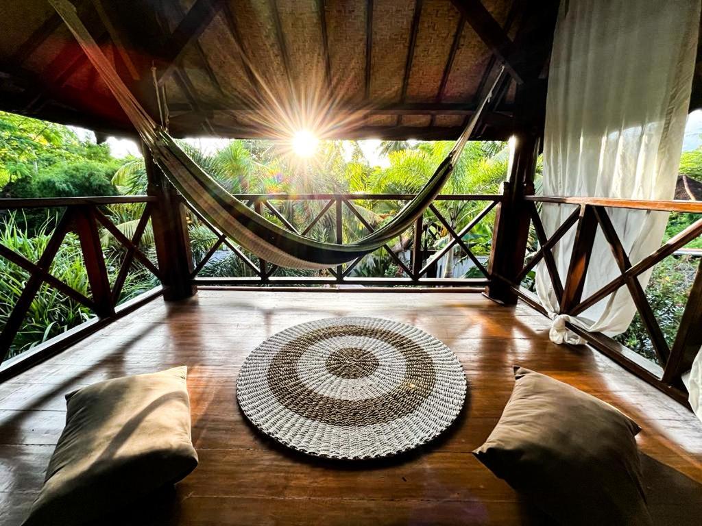 Вилла Gili Moonlight Retreat Гили-Эйр Экстерьер фото