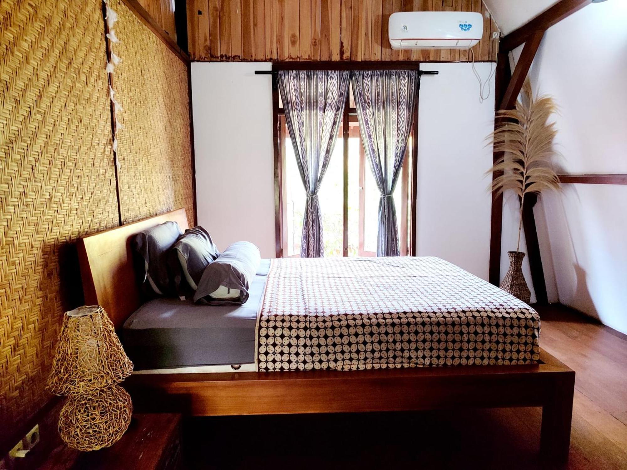 Вилла Gili Moonlight Retreat Гили-Эйр Экстерьер фото