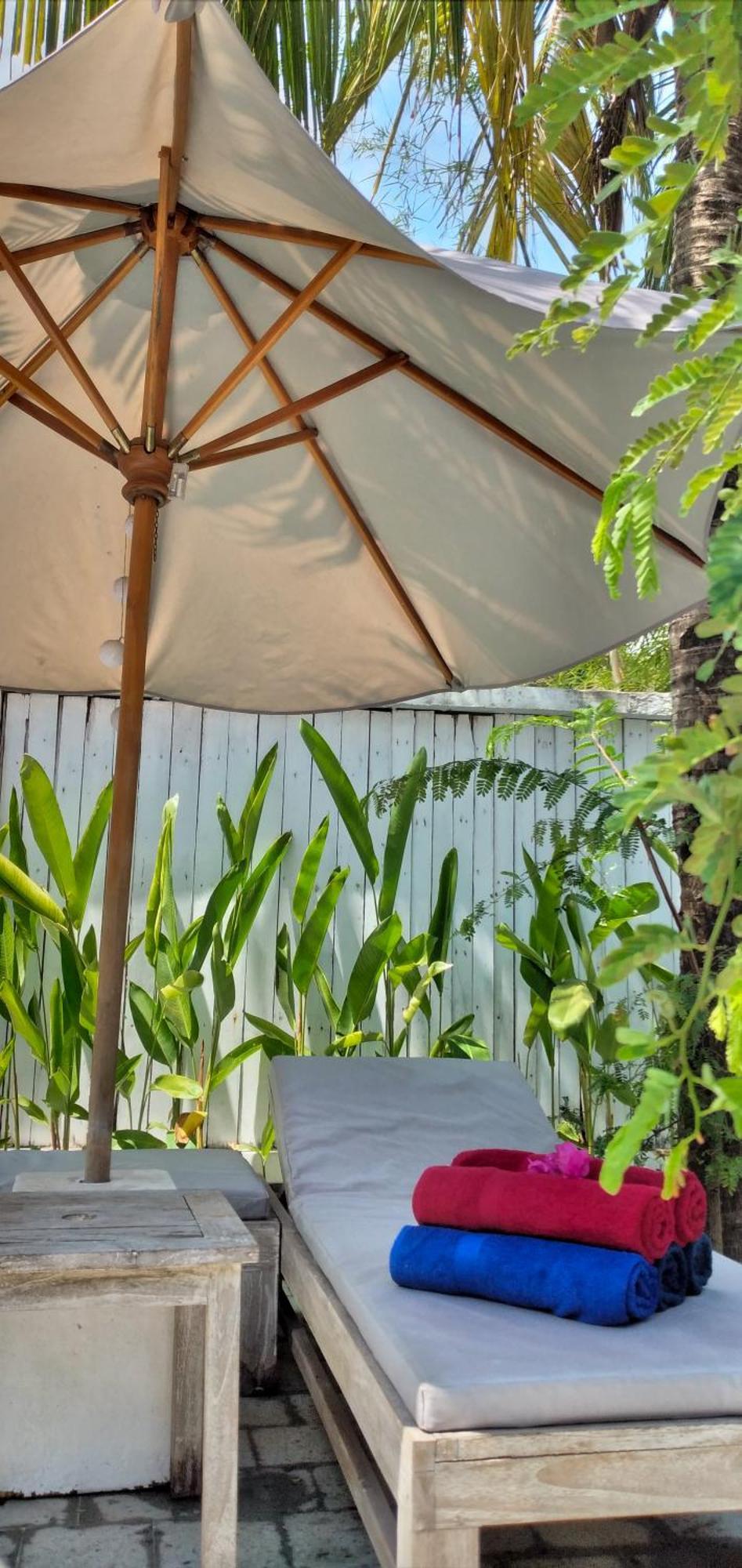 Вилла Gili Moonlight Retreat Гили-Эйр Экстерьер фото