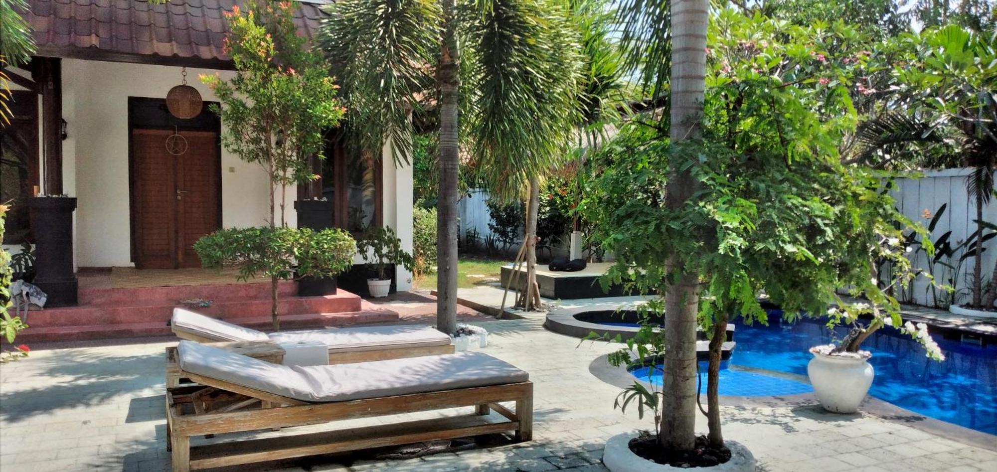 Вилла Gili Moonlight Retreat Гили-Эйр Экстерьер фото